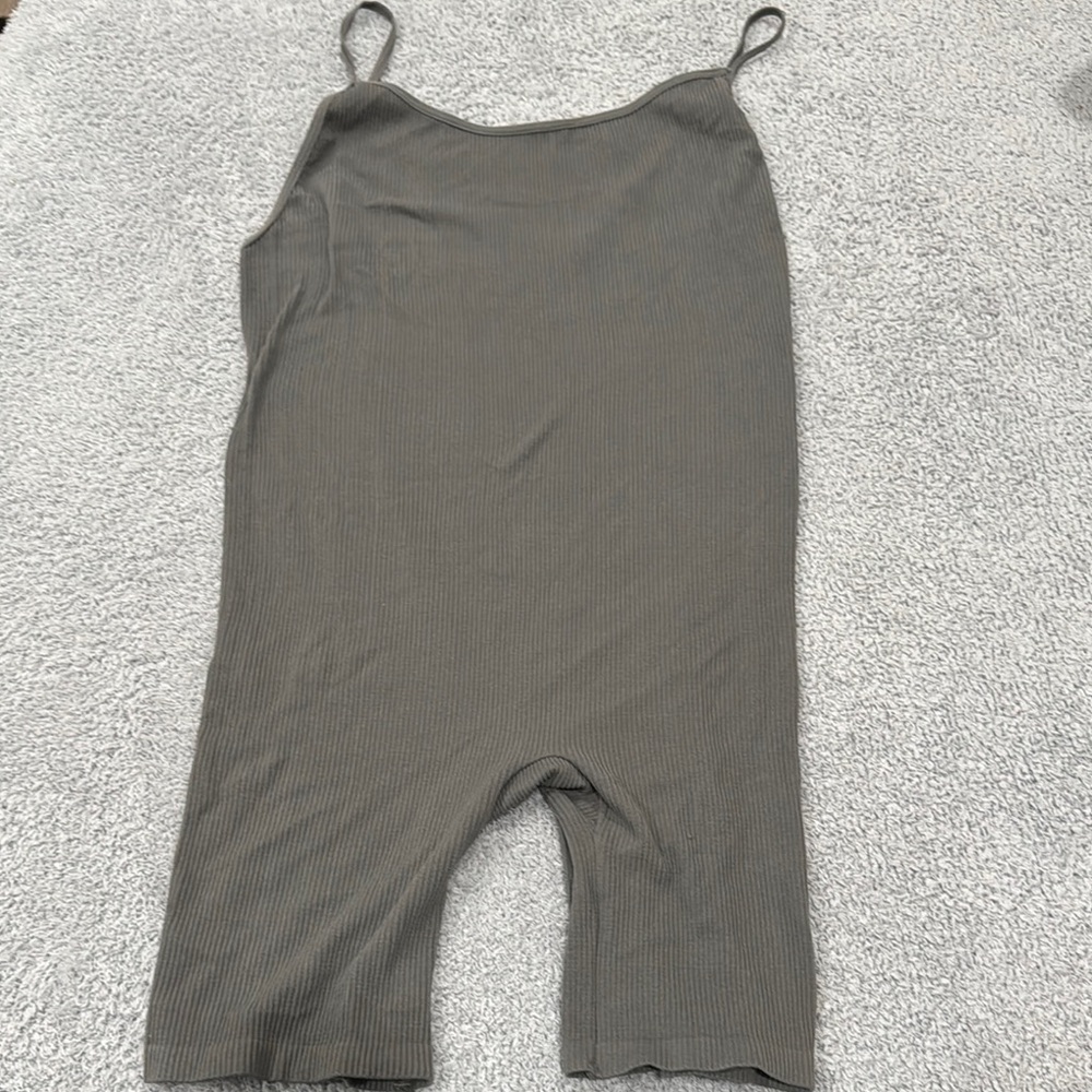 Rue21 Gray Ribbed Jumpsuit